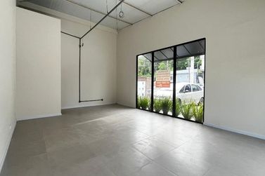 Sala Comercial para alugar - 40m&sup2; - Barra