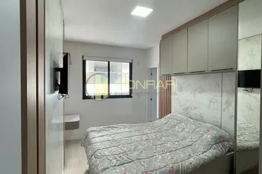 Apartamento para alugar - 94m&sup2; - Meia Praia