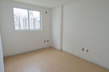 Apartamento &agrave; venda - 119m&sup2; - Centro