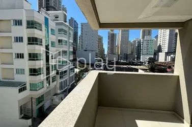 Apartamento &agrave; venda - 100m&sup2; - Meia Praia