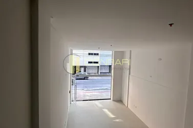 Sala Comercial para alugar - 95m&sup2; - Meia praia