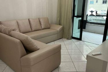 Apartamento para alugar - 140m&sup2; - Meia Praia