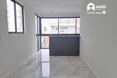 Apartamento para alugar - 110m&sup2; - Meia Praia