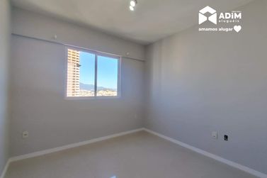 Apartamento para alugar - 104m&sup2; - Centro