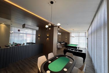 Apartamento &agrave; venda - 145m&sup2; - Meia Praia