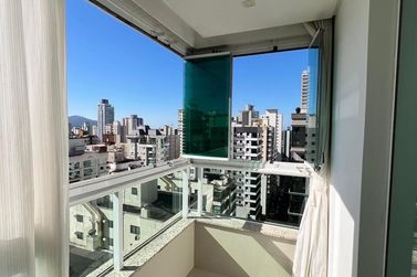 Apartamento &agrave; venda - 149m&sup2; - Meia Praia
