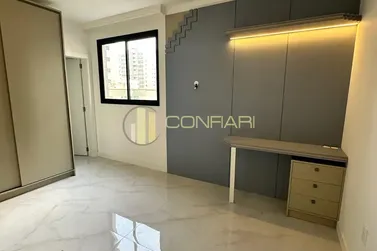 Apartamento &agrave; venda - 163m&sup2; - meia praia