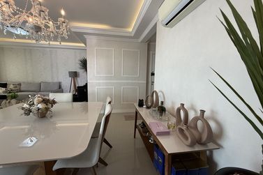 Apartamento &agrave; venda - 150m&sup2; - Meia Praia