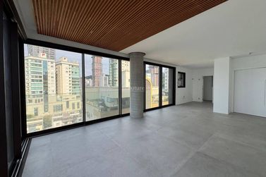 Apartamento &agrave; venda - 335m&sup2; - Centro