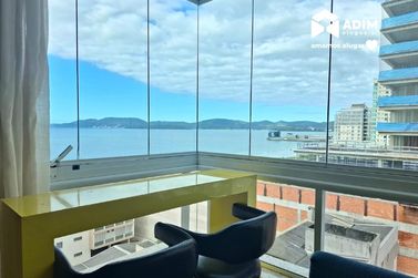 Apartamento para alugar - 128m&sup2; - Meia Praia