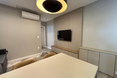 Loft &agrave; venda - 40m&sup2; - Meia Praia