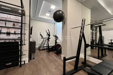 Apartamento &agrave; venda - 233m&sup2; - Meia Praia