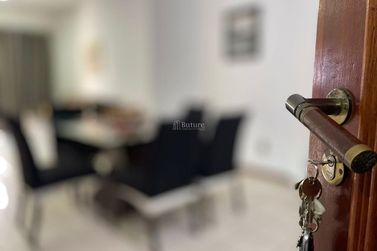 Apartamento &agrave; venda - 121m&sup2; - Meia Praia