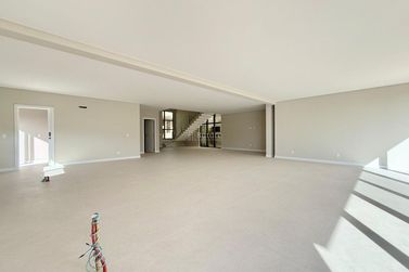 Casa &agrave; venda - 411m&sup2; - Centro