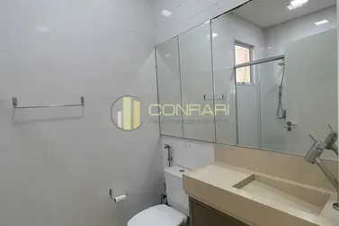 Apartamento &agrave; venda - 260m&sup2; - Meia Praia