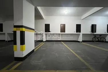 Apartamento &agrave; venda - 115m&sup2; - Meia Praia