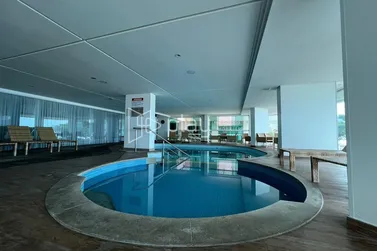 Apartamento &agrave; venda - 165m&sup2; - Centro