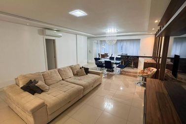 Apartamento para alugar - Meia Praia