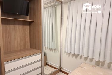 Apartamento para alugar - 193m&sup2; - Meia Praia