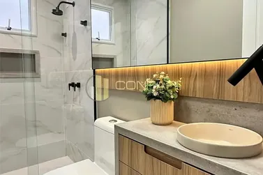 Apartamento &agrave; venda - 136m&sup2; - Meia Praia