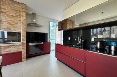Apartamento &agrave; venda - 294m&sup2; - Meia Praia