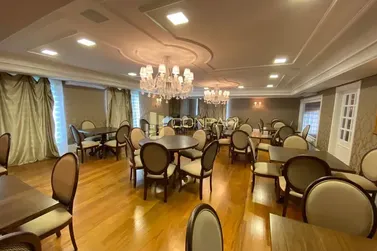 Apartamento &agrave; venda - 185m&sup2; - MEIA Praia