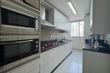 Apartamento &agrave; venda - 153m&sup2; - Centro