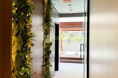 Apartamento &agrave; venda - 114m&sup2; - Meia Praia
