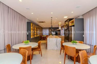 Apartamento para alugar - 135m&sup2; - Meia Praia