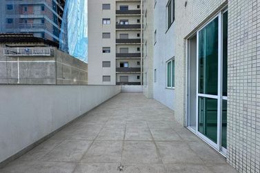 Apartamento &agrave; venda - 294m&sup2; - Meia Praia