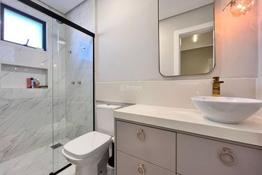 Apartamento &agrave; venda - 185m&sup2; - Meia Praia