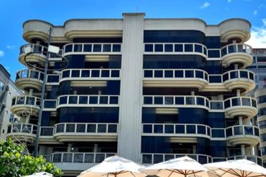 Apartamento &agrave; venda - 85m&sup2; - Meia Praia