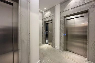 Apartamento &agrave; venda - 157m&sup2; - Meia Praia