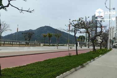 Sala Comercial para alugar - 220m&sup2; - Centro