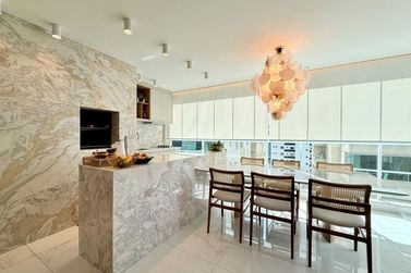 Apartamento &agrave; venda - Meia Praia