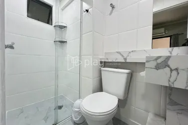 Apartamento &agrave; venda - 110m&sup2; - Meia Praia