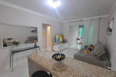 Apartamento &agrave; venda - 69m&sup2; - Meia Praia