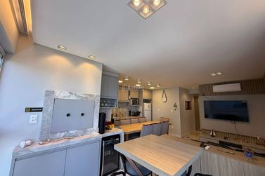 Apartamento &agrave; venda - Meia Praia