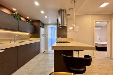 Apartamento &agrave; venda - 163m&sup2; - Centro