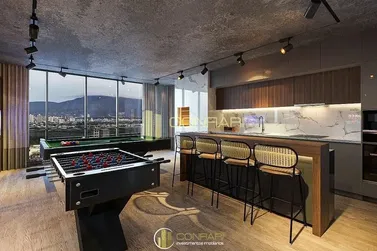 Apartamento &agrave; venda - 130m&sup2; - Meia Praia
