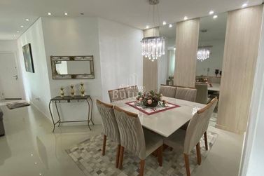 Apartamento &agrave; venda - Meia Praia