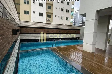 Apartamento &agrave; venda - 133m&sup2; - Meia Praia