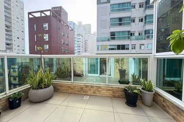 Apartamento &agrave; venda - 155m&sup2; - Centro