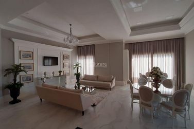 Apartamento &agrave; venda - 245m&sup2; - Centro