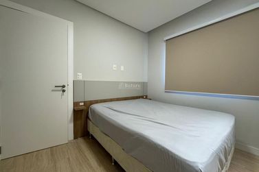 Apartamento &agrave; venda - 85m&sup2; - Meia Praia