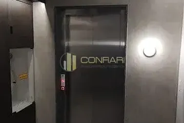 Apartamento &agrave; venda - 128m&sup2; - Meia Praia