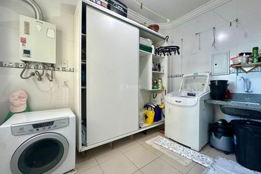 Apartamento &agrave; venda - 415m&sup2; - Meia Praia