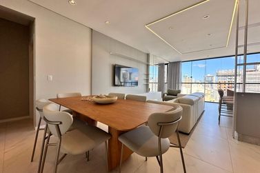 Apartamento &agrave; venda - 1382m&sup2; - Meia Praia