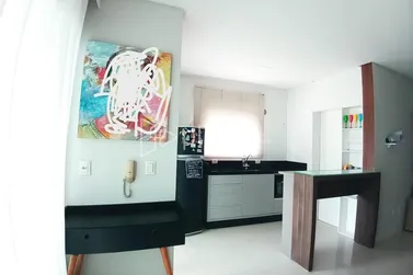 Apartamento &agrave; venda - 85m&sup2; - Meia Praia