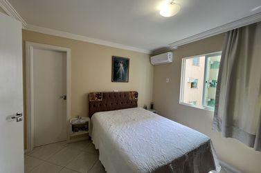 Apartamento para temporada - 95m&sup2; - Meia Praia
